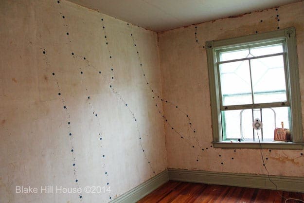Repairing Plaster Cracks