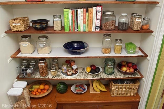 pantryrightside