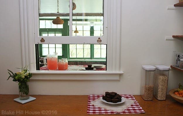 pantrywindow1