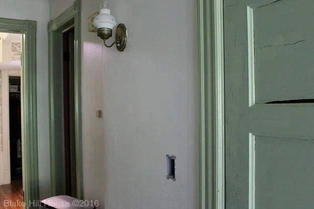 kitchenhallswitch