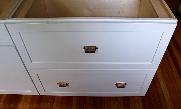 kitchencabinethandlewrong